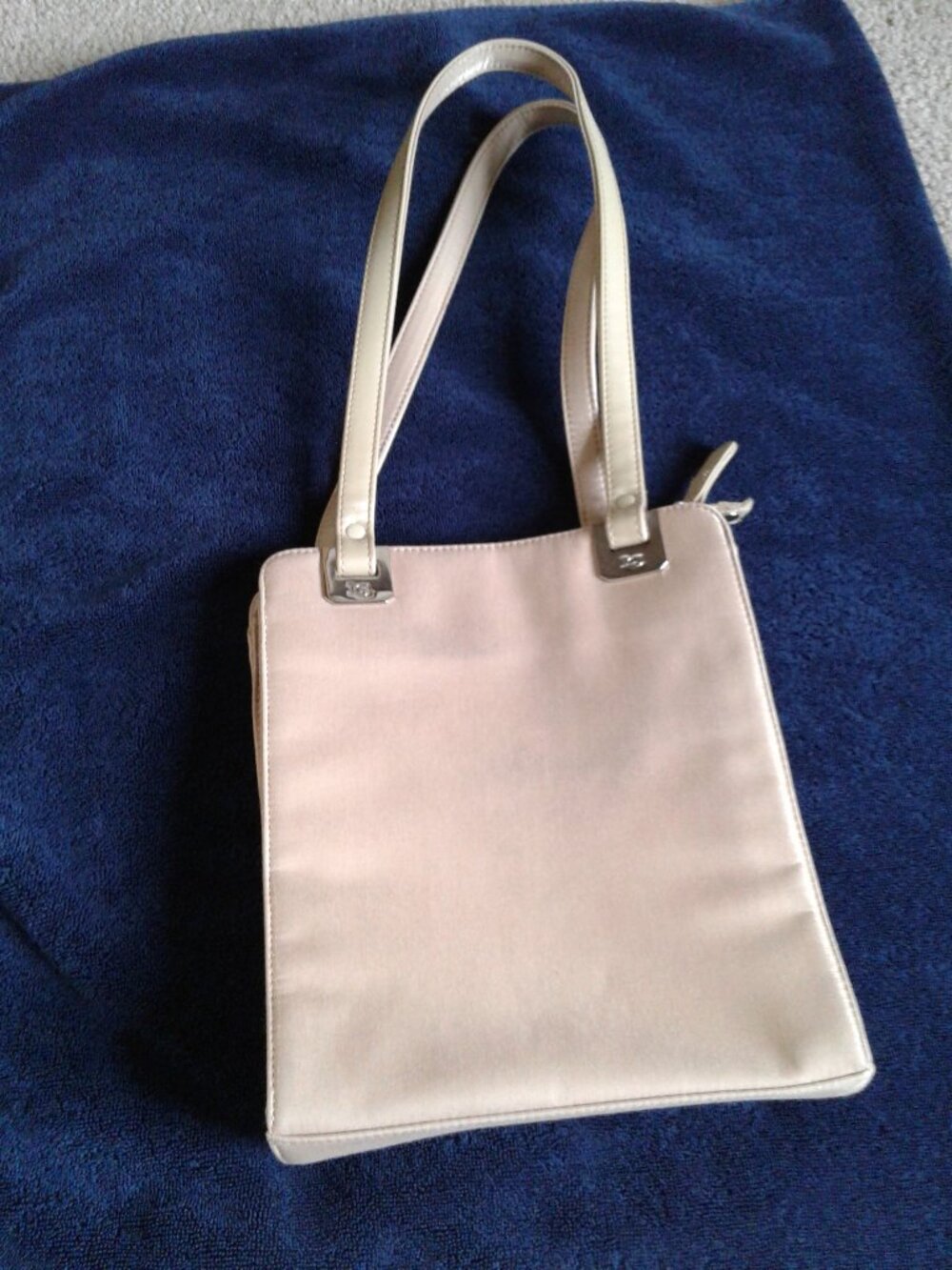 Liz Claiborne Gold Purse